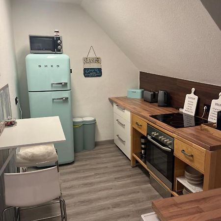 Sandys-Beachhouse Em 2024 Stadion -16 Fahrminuten Ferienwohnung Abtei Brauweiler Business Kueche Klima Parken Relax Travel Work Koeln Naehe Pulheim Eksteriør bilde