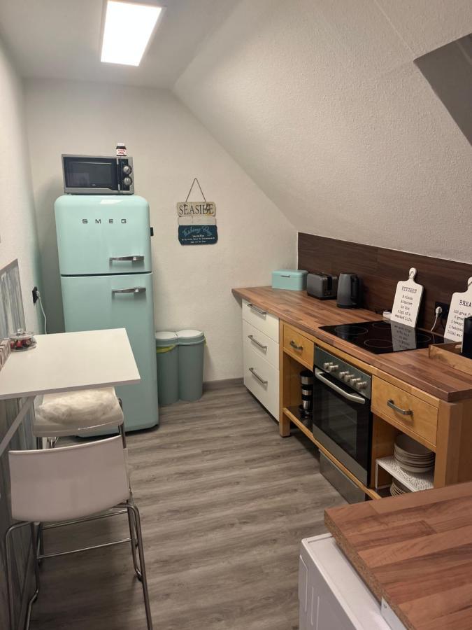 Sandys-Beachhouse Em 2024 Stadion -16 Fahrminuten Ferienwohnung Abtei Brauweiler Business Kueche Klima Parken Relax Travel Work Koeln Naehe Pulheim Eksteriør bilde
